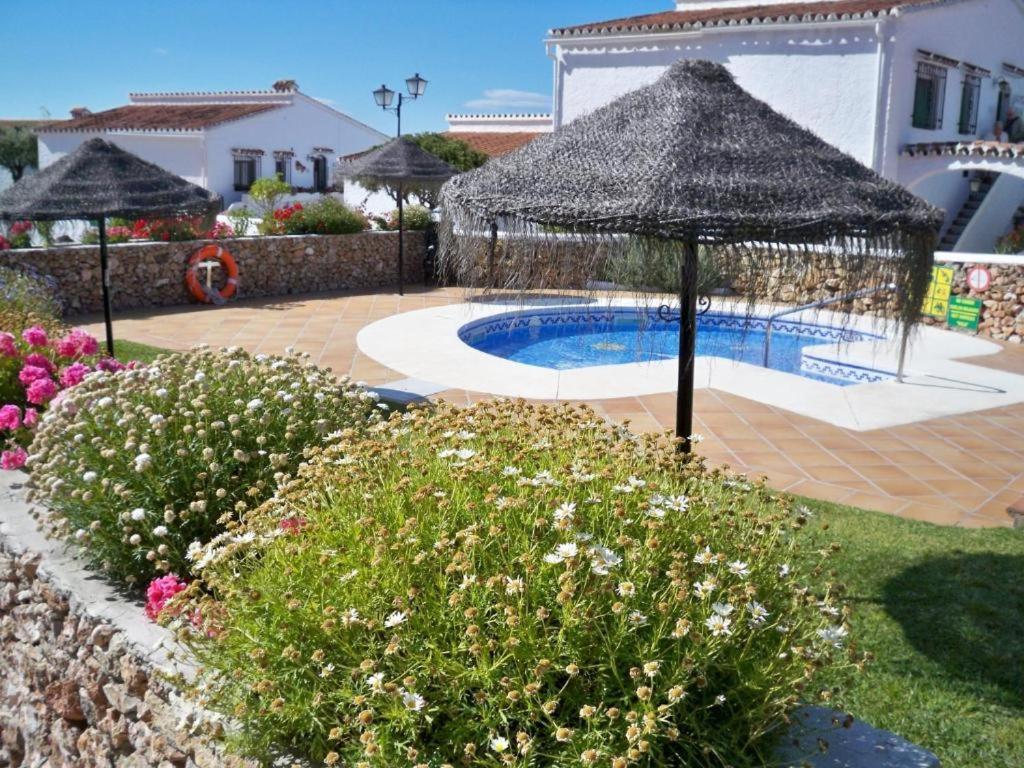 Apartamento Capistrano Village Nerja Ngoại thất bức ảnh