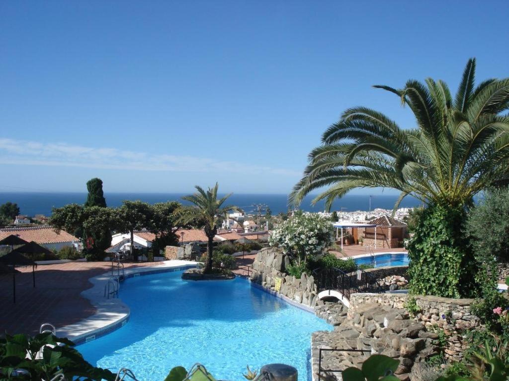 Apartamento Capistrano Village Nerja Ngoại thất bức ảnh